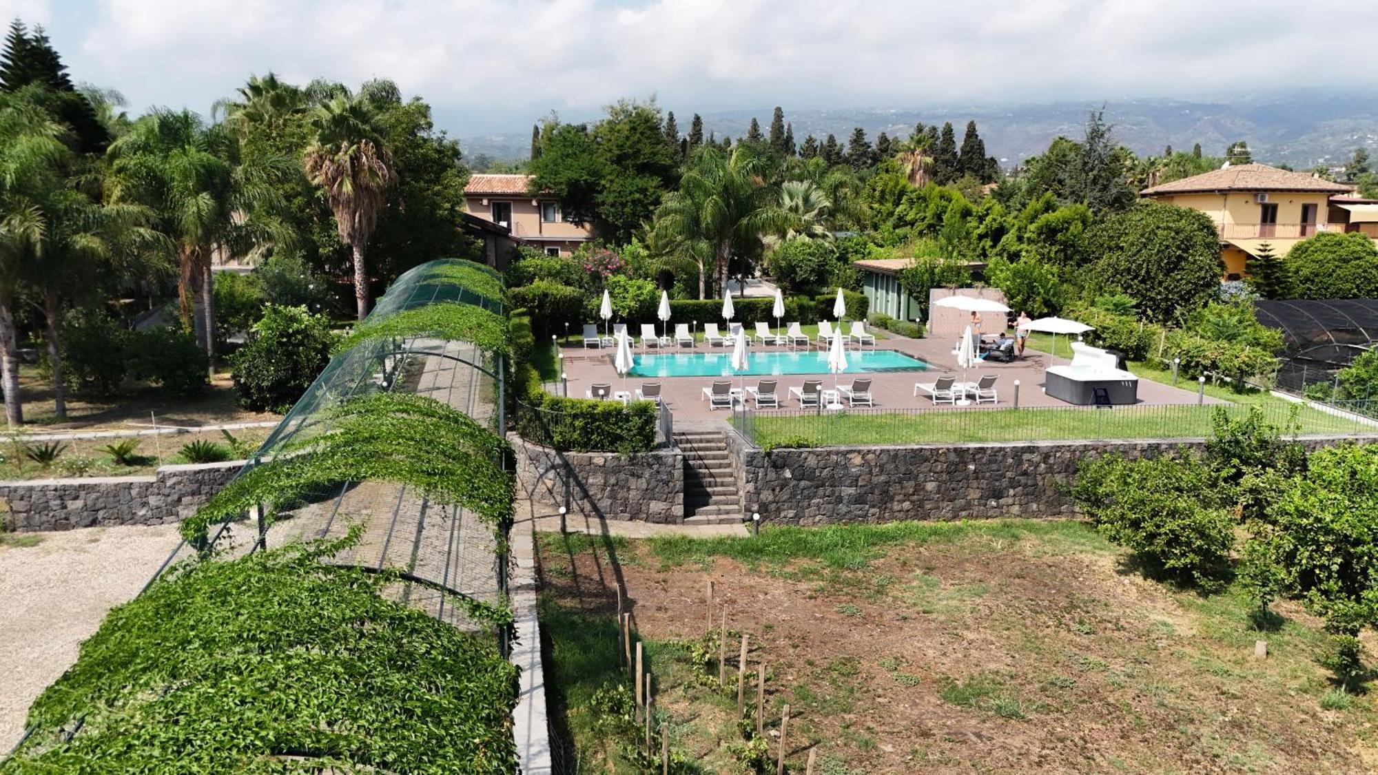 Virdamuri - Etna Country Resort Giarre Bagian luar foto